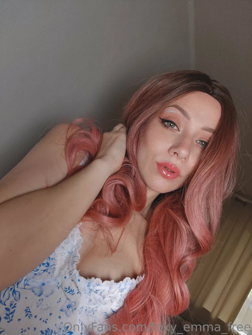 Which color do you like better 