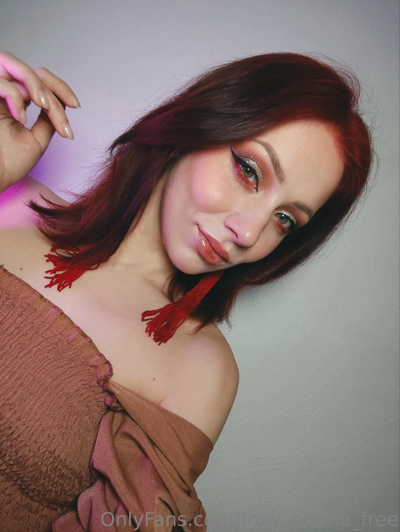 A pretty girl can afford anything a pretty girl can forgive anything 