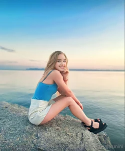 Barbiegirl20 she s definitely a sex freak and never stops thinking part 487