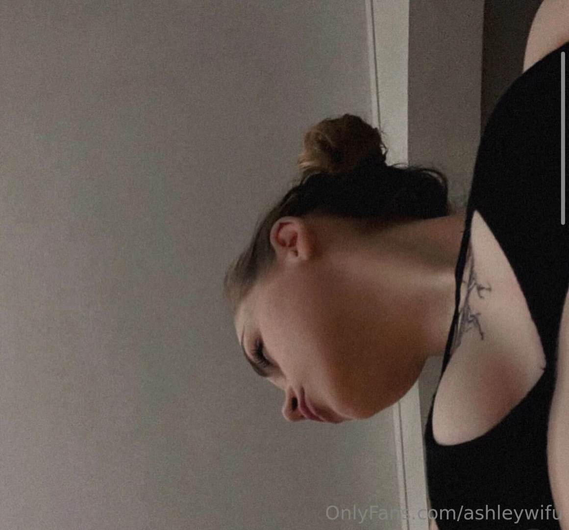 Hey there lovely fans feeling chatty today if you ve got any burning 