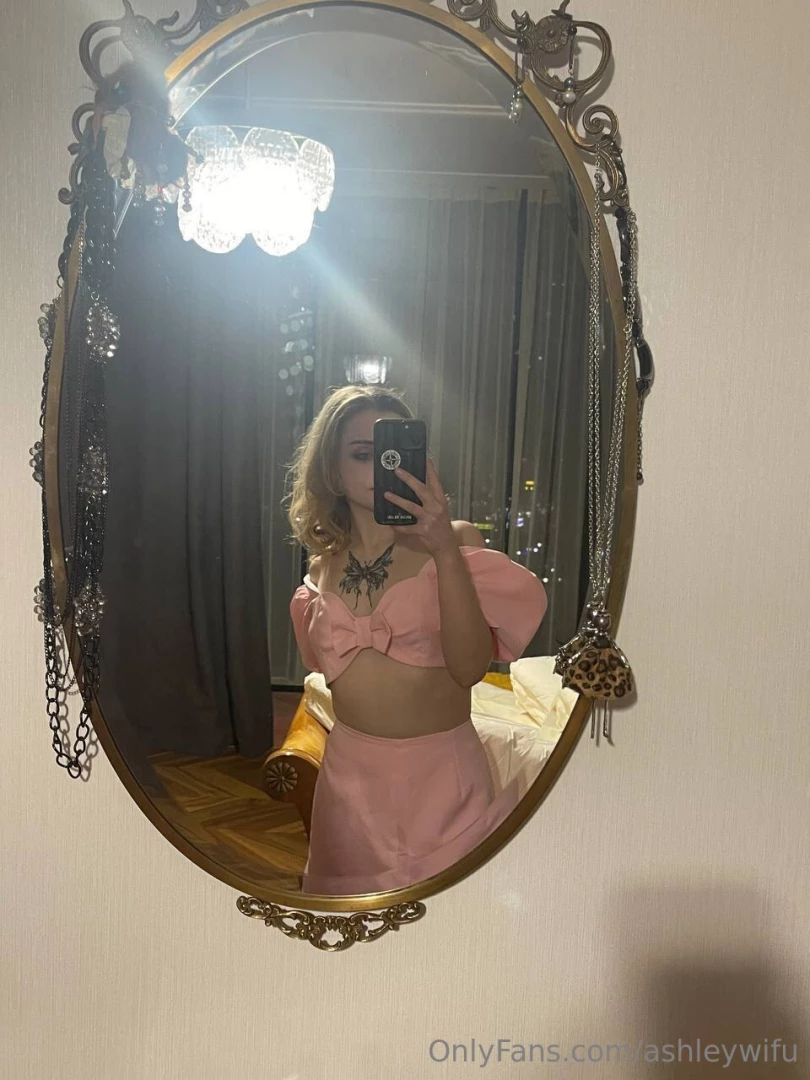 Hey lovelies just stepped out in a new outfit and i m feeling fabulous 