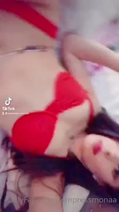 Follow me allmylinks com monajade onlyfans com monajade - 