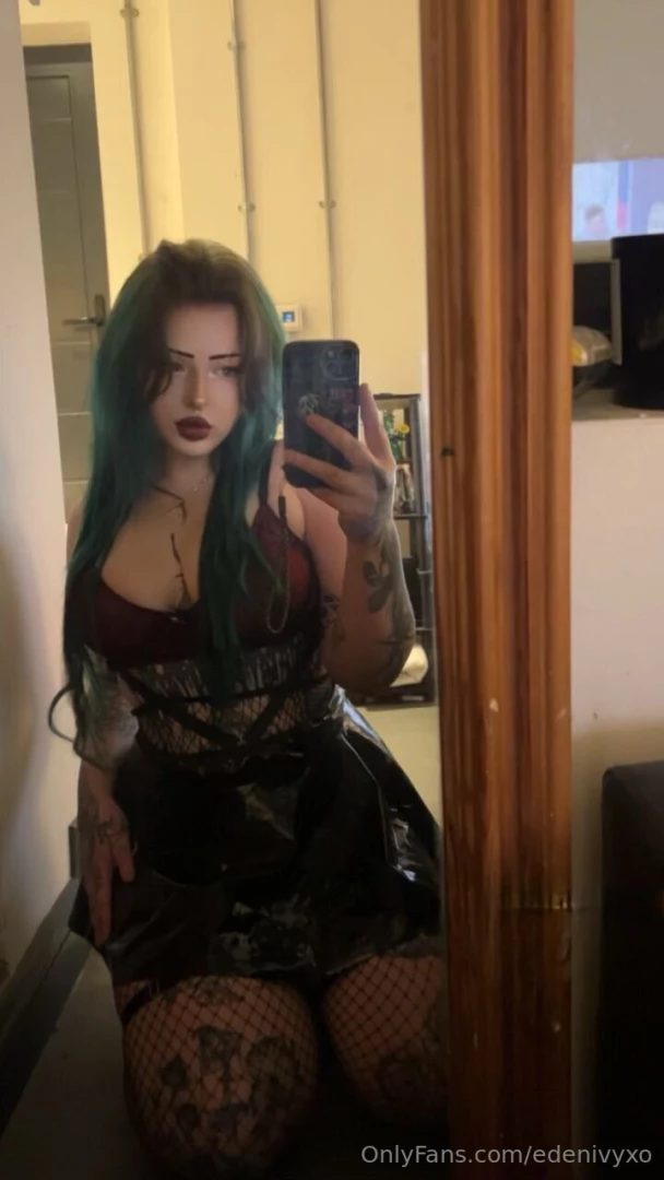 Random pic dump if you like my major resting bitch face drop a like 3 part 3 