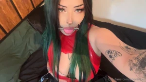 Happy valentine s everyone drop a like on this post and dm me v day