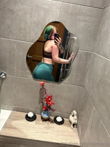I actually wore gym clothes for once instead of the baggiest clothes part 1