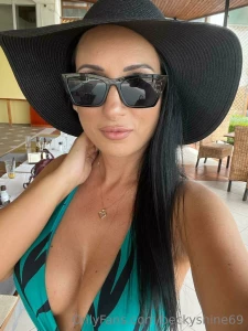 Feel me at the sundown