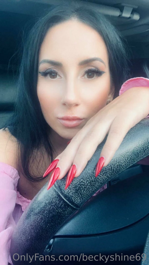 Look deep into my eyes 