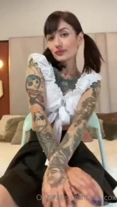 I can be sweet but i am very hot for pleasure