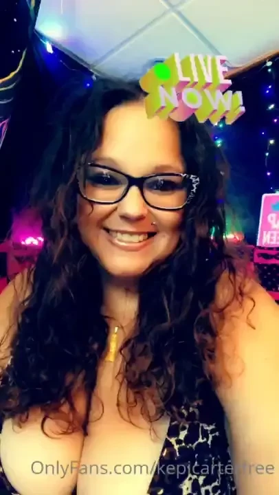 Going live now on here cum see me and my calves 