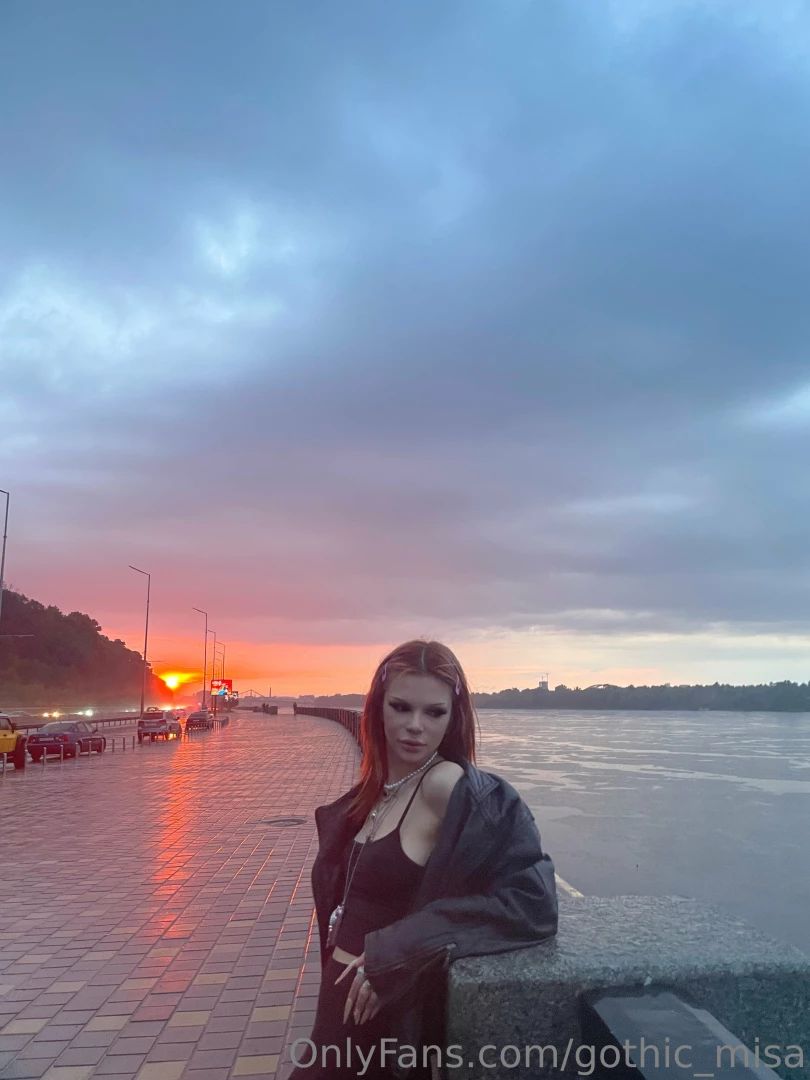 Dracu_lauraa1 part 57 