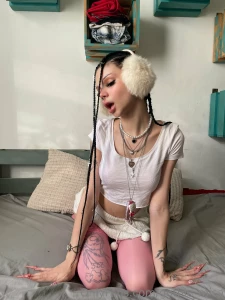 Give me your body and then you ll feel what warmth is