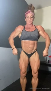 anniedoll11 - Found in my phone not filmed for onlyfans but it s competition season 