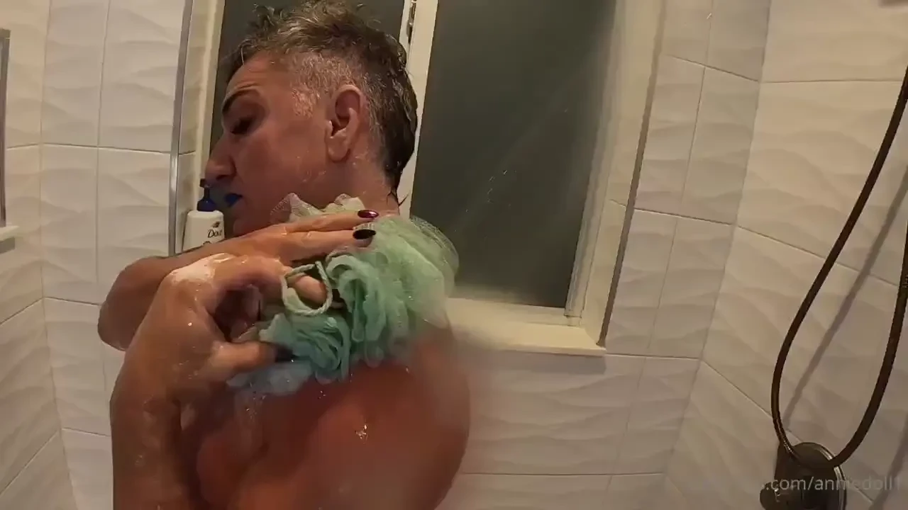 My thoughts are sometimes dirty but this body s always clean 