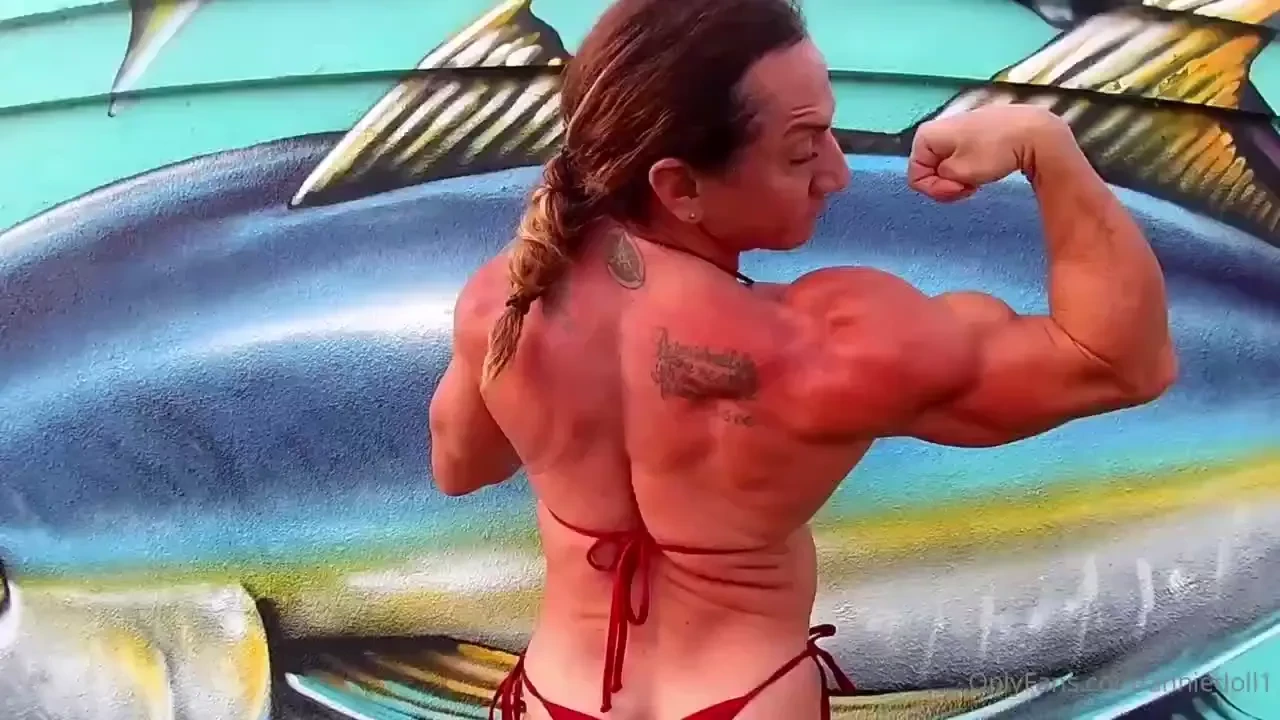 Happy friday big muscle art vs big mural art this is the second and 