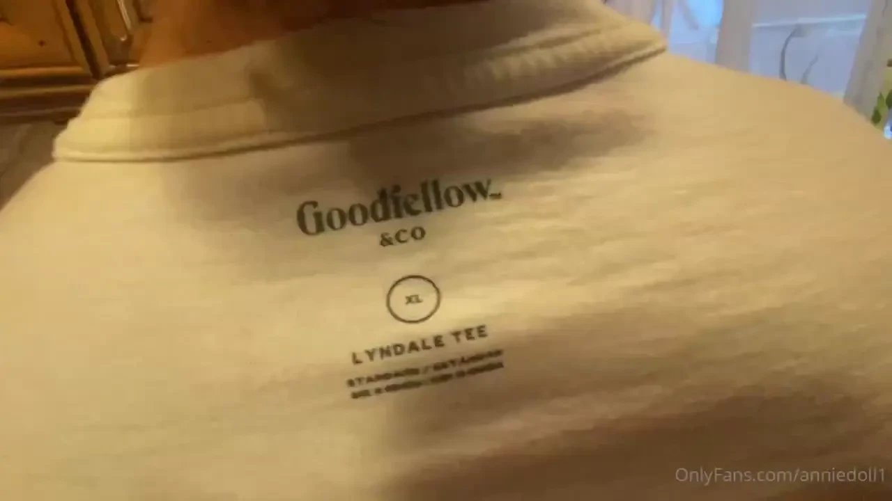 Busting out of this men s xl 