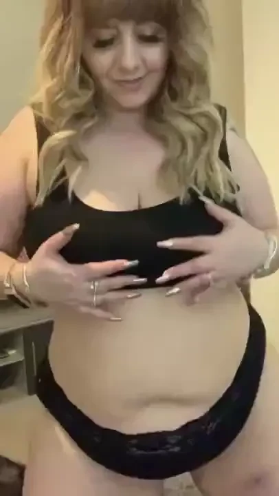 Topless dance tease for you all don t you just wish i was doing it all 