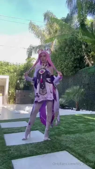 Can you guess who i am bts of a new cosplay vr scene 