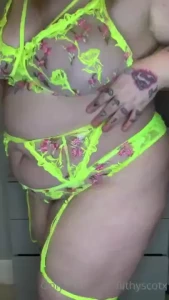 Obsessed with this lingerie set but i still think it would look better