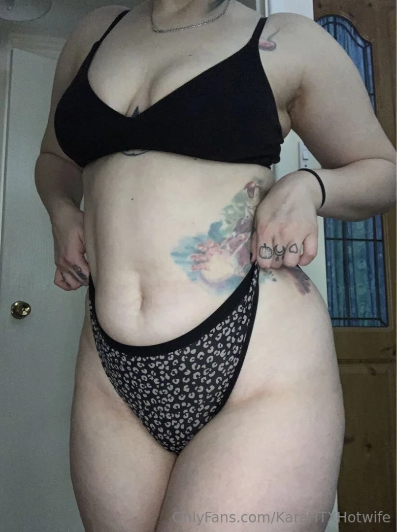 Follow my bestie neamoonfree if you want to be teased by a curvy part 3 