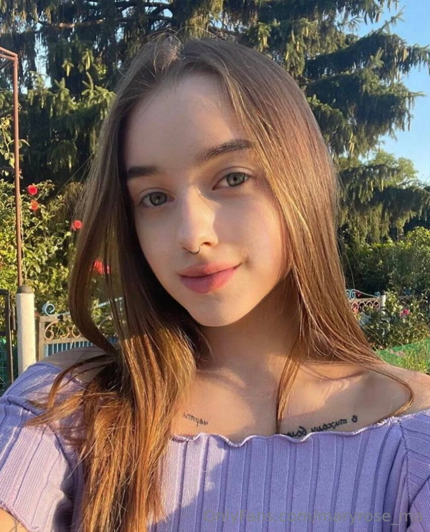 18 years old a naughty girl mialoverr wants to your cock if you want part 26 