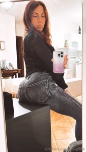 Sono in cerca di un amico di coccole vuoi essere tu part 1