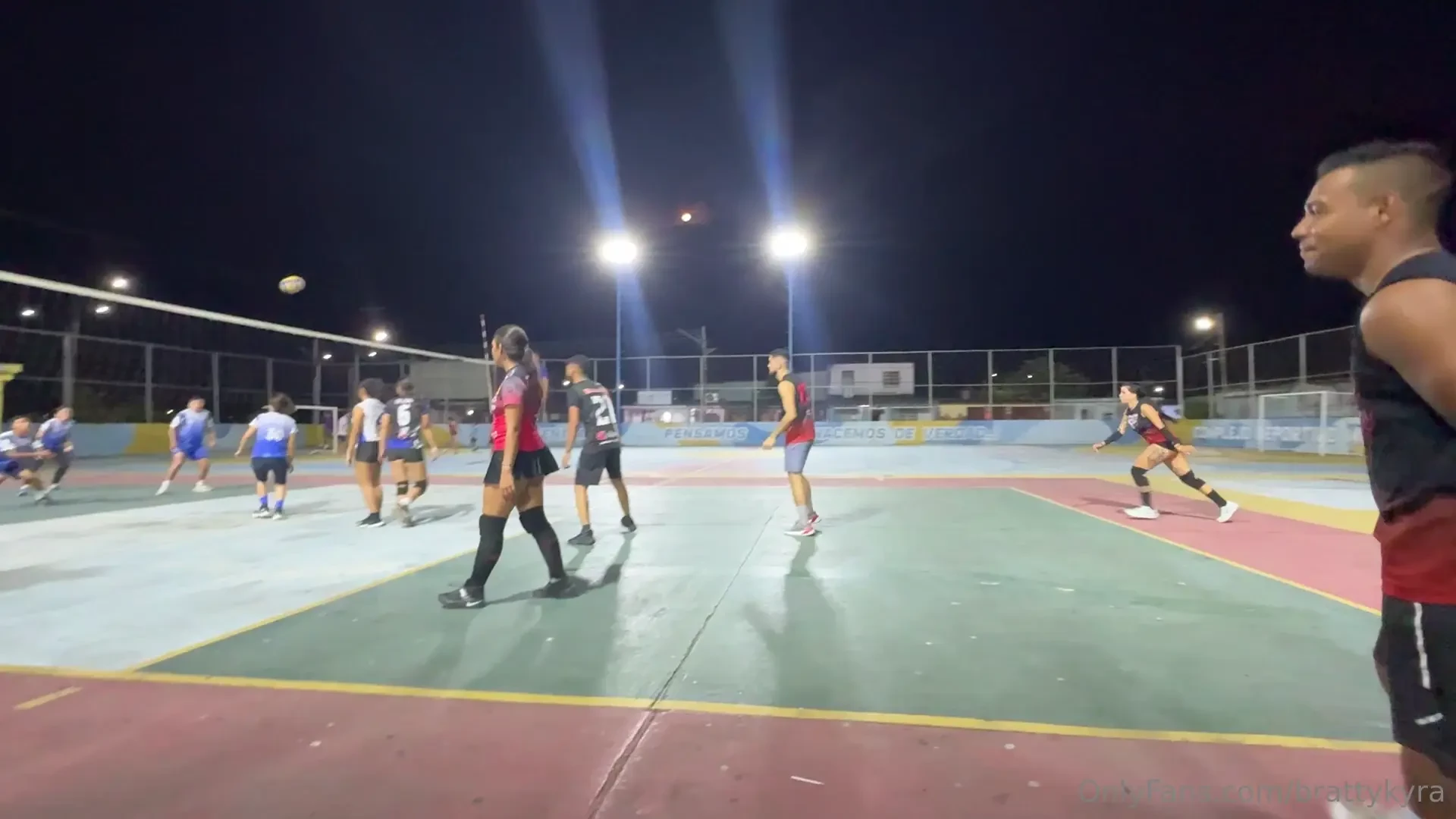 Hi guys i wanted to tell you that i am in a new project i decided to 