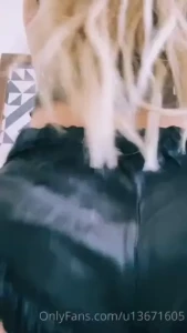 Full free vid coming today i got a good fuck from my dildo i think i