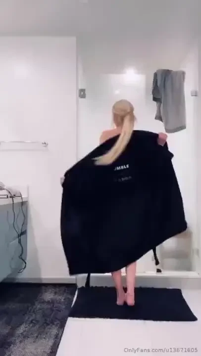 I m humble but i will smack a bitch 