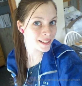 Throw back thursday the days of no make up and wired headphones