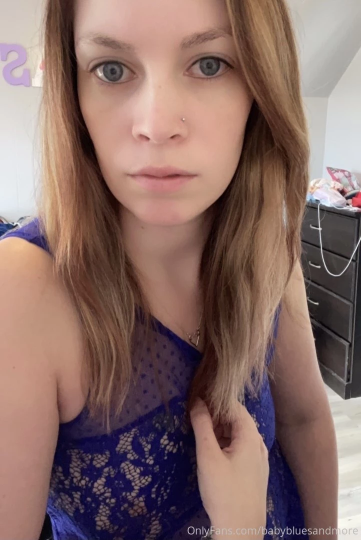 Freaky friday can you guess whats in my hand send a tip if you want part 1 