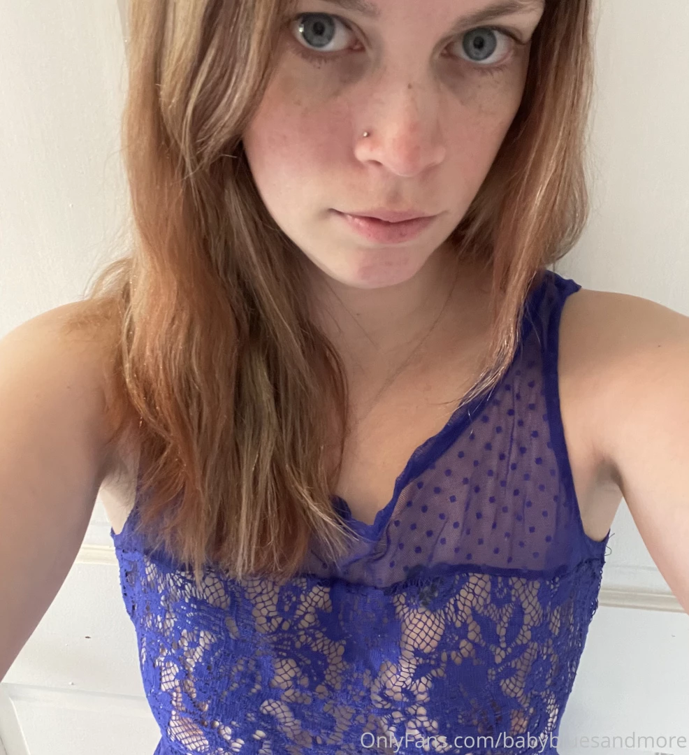 Freaky friday can you guess whats in my hand send a tip if you want 