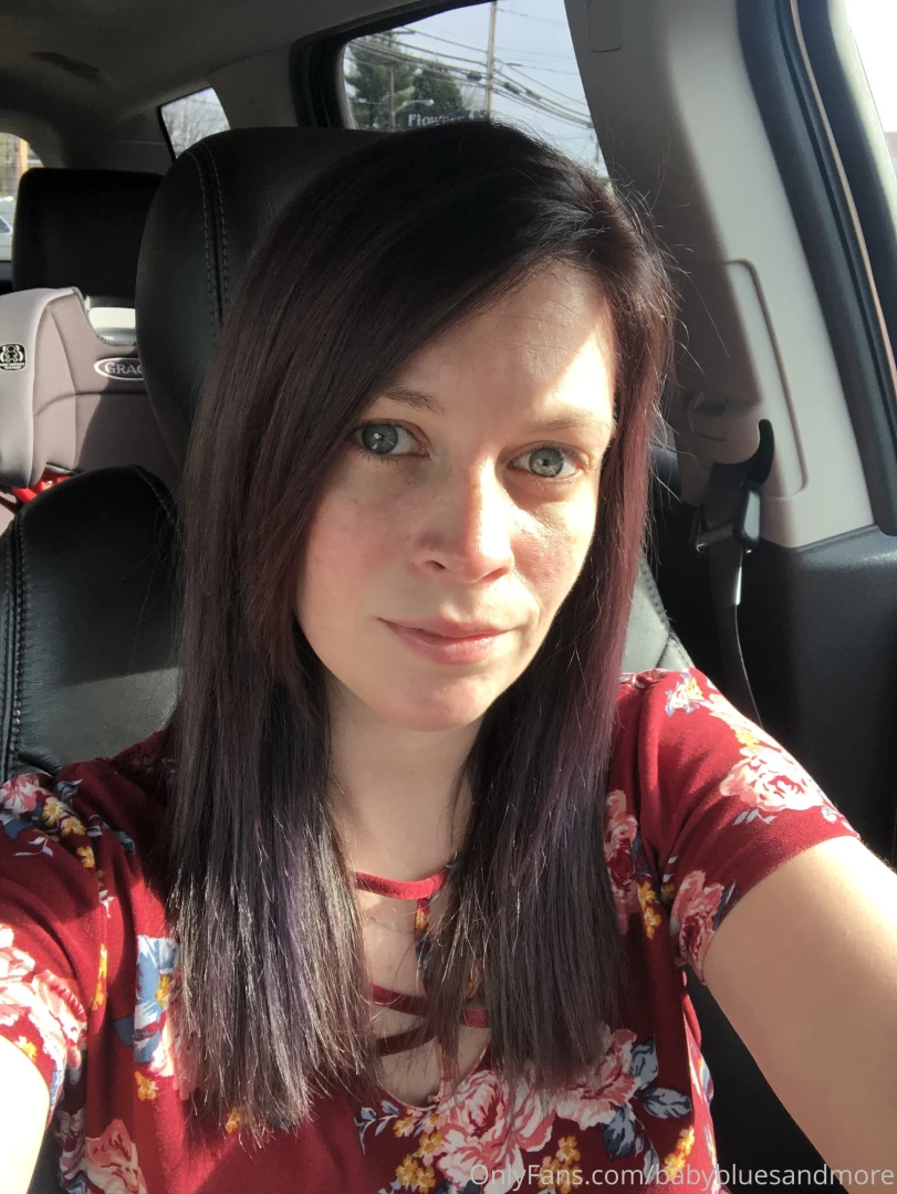 Feeling naughty this morning who wants to come play 