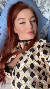 I m watching something very interesting right now do you want to watch