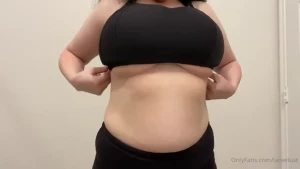 This is my high intensity bra and it does a good job lol