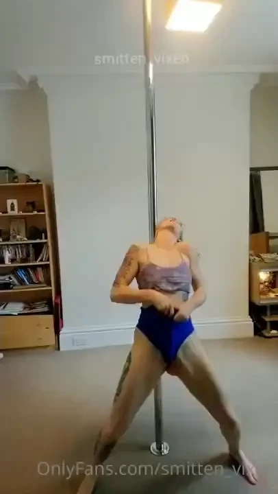 Stretchy sunday wedgies and pole hope you all had a wonderful weekend 