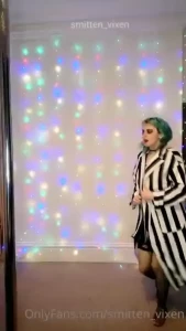 Beetlejuice strip tease don t worry about my hair it s in a weird