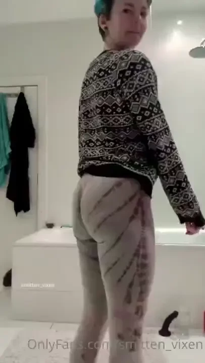 Wedgies before my bath and how cute is my dino jumper 