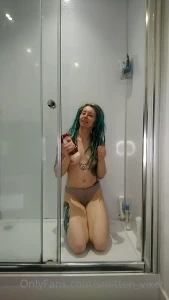 My second messy wedgie video i did it in the shower this time so there