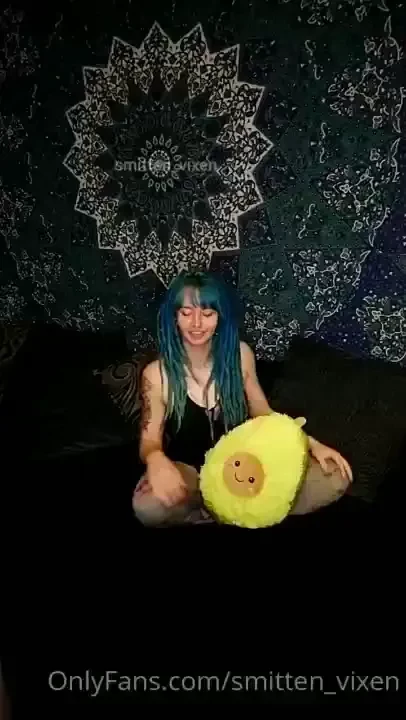 Here s my playtime with avo video i m a lil bit awkward at first but 