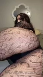 Going live right now add kassiekremes she s doing her freakiest live part 6