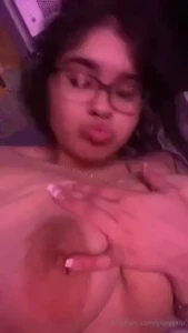 Anyone wanna rub on my feet lool