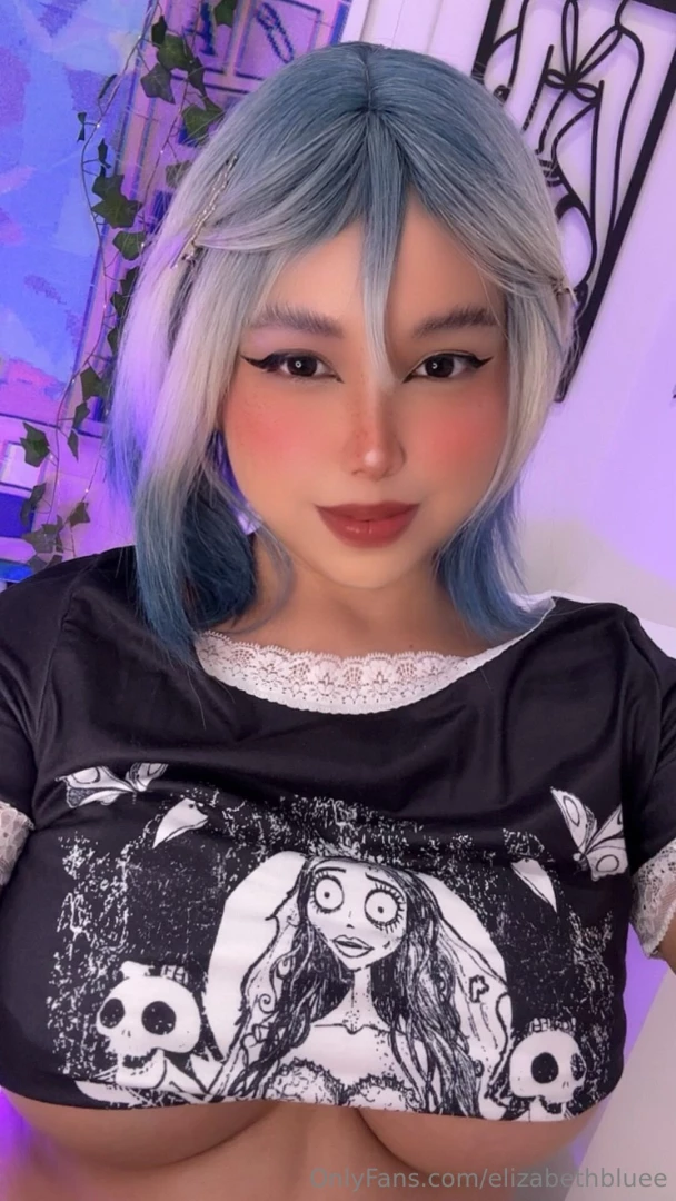 I m the girlfriend you need 