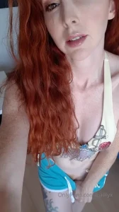 Summertime vibes hair porn for all my redophiles out there happy