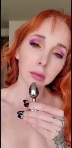 Very important that you lube up your butt plug before inserting