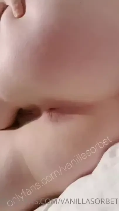 My ass hole says hii tip if you like my ass you might even get a part 1 