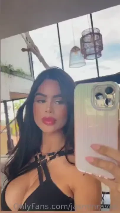 How s your day going i m missing u 