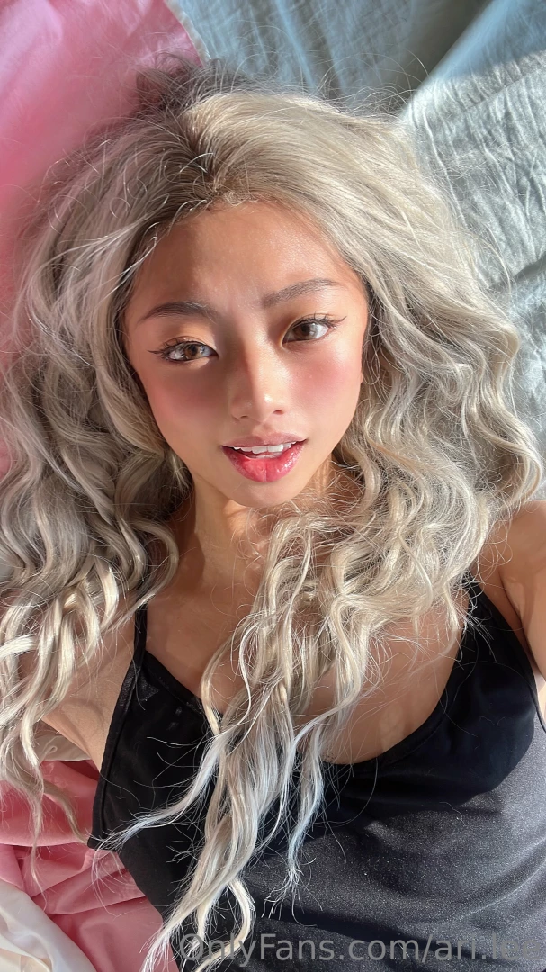 Heheheh back on duty https onlyfans com ari lee secret 