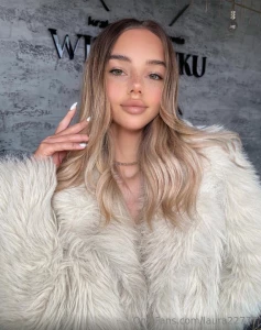 Naughtydoll11 this pervert loves to spread her pussy and show her part 252