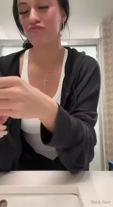 Playing a prank on sid time for her to have a cold shower 