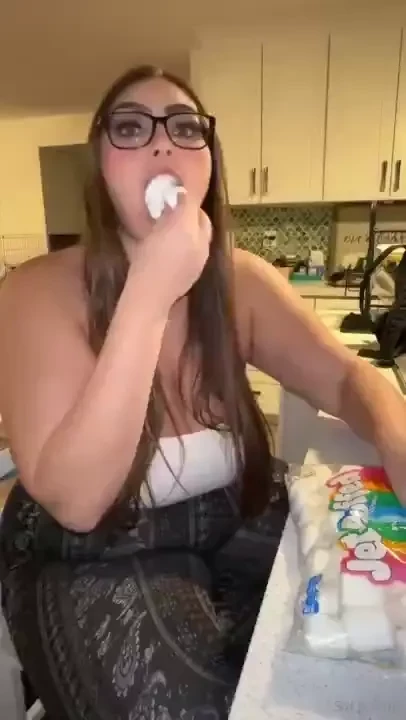 How many marshmallows did you think she could fit chubbybunny 